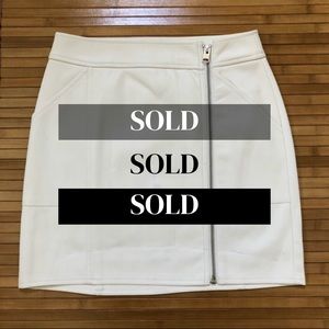 ⛔️SOLD⛔️White Leather Skirt
